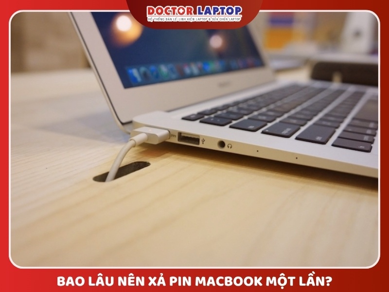 Thay pin macbook chính hãng - 14
