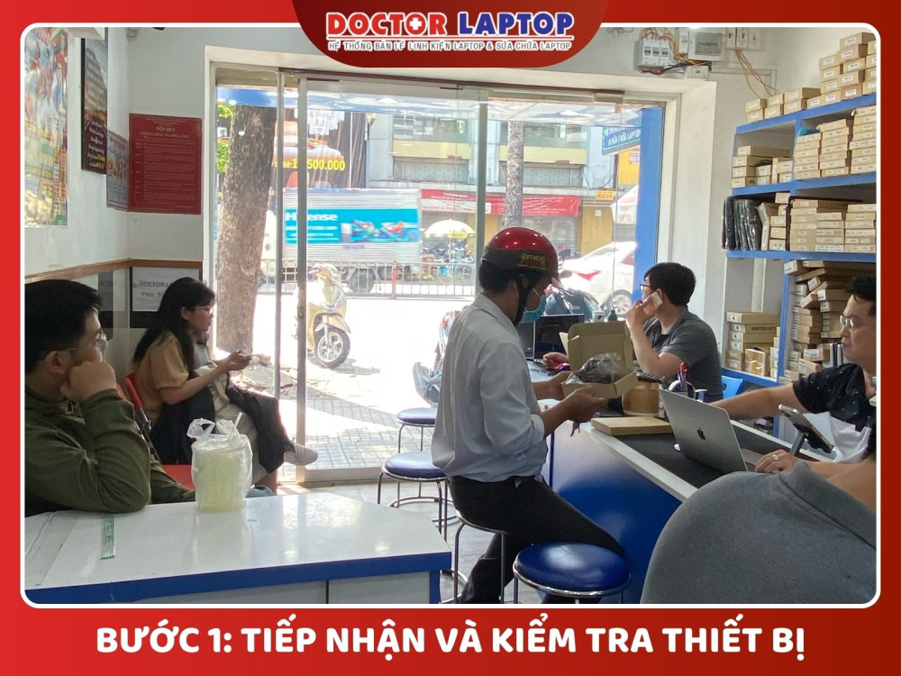 Thay bàn phím macbook chính hãng - 14