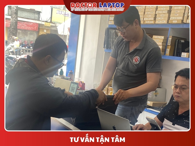 Thay bàn phím laptop dell - 9